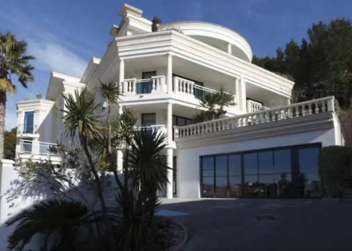 Grand Studio Terrasse De Standing, Pleine Vue Village Et Mer