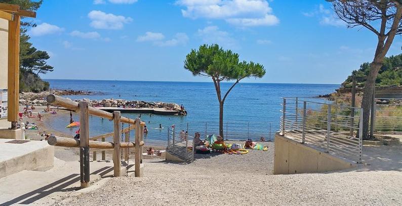 Grand Terrasse De Standing, Pleine Vue Village Et Apartment